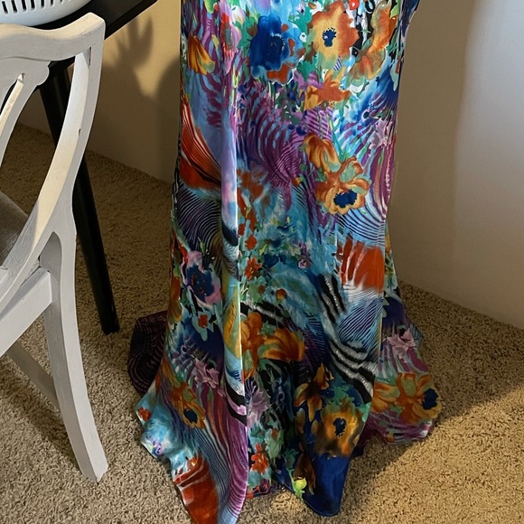 Adrianna Papell Evening Dress - Picture 8 of 8